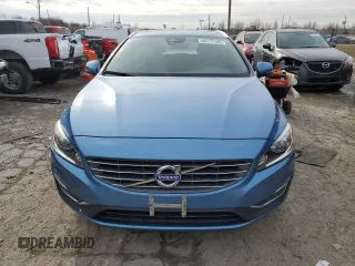 2016 Volvo V60 T5 Drive-E Premier with VIN YV140MEK3G1294009, listed as a Copart auction lot 44117145 with 94,770 mi miles and Clean Title. Bid and sale history available at carsss.com. Image 5.