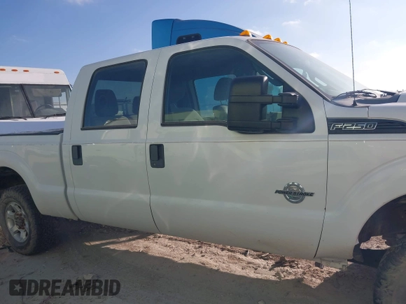 2016 Ford F-250 Lariat z VIN 1FT7W2BT4GEA95983, wystawiony jako IAAI lot #41096409 z przebiegiem 174 217 mil mil oraz . Historia ofert i sprzedaży dostępna na DreamBid. Obrazek 13.