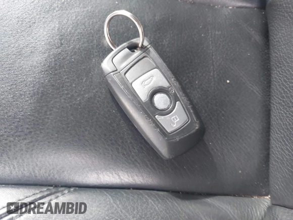 2013 BMW 3 Series 328i xDrive with VIN WBA3B5C55DF596041, listed as a IAAI auction lot 42348070 with Not provided miles and . Bid and sale history available at DreamBid. Image 11.