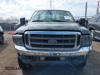 2001 Ford Super Duty F-250 XL with VIN 1FTNX21F91EB48250, listed as a IAAI auction lot 41901105 with 224,752 mi miles. Bid and sale history available at carsss.com. Image 11.
