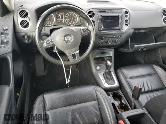 2016 Volkswagen Tiguan S with VIN WVGBV7AX9GW608858, listed as a Copart auction lot 55341985 with 114,472 mi miles and Salvage Title. Bid and sale history available at DreamBid. Image 8.