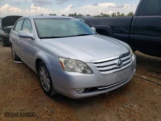 2005 Toyota Avalon XL with VIN 4T1BK36B95U044040, listed as a Copart auction lot 75732004 with 111,373 mi miles and Non Repairable. Bid and sale history available at carsss.com. Image 1.