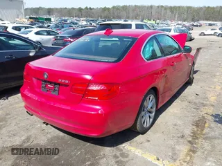 2011 BMW 3 Series 328i xDrive with VIN WBAKF5C53BE395791, listed as a IAAI auction lot 41749286 with 1 mi miles. Bid and sale history available at carsss.com. Image 4.