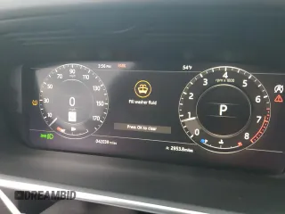 2020 Land Rover Range Rover z VIN SALGS5SE2LA579322, wystawiony jako Copart lot #83676914 z przebiegiem 42 039 mil mil oraz Czysty tytuł • Clean title. Historia ofert i sprzedaży dostępna na DreamBid. Obrazek 9.