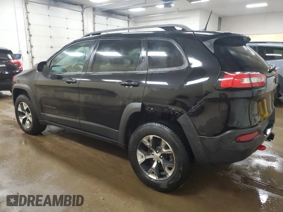 2017 Jeep Cherokee Trailhawk with VIN 1C4PJMBS8HW545440, listed as a Copart auction lot 61485375 with 202,369 mi miles and Clean title. Bid and sale history available at DreamBid. Image 2.