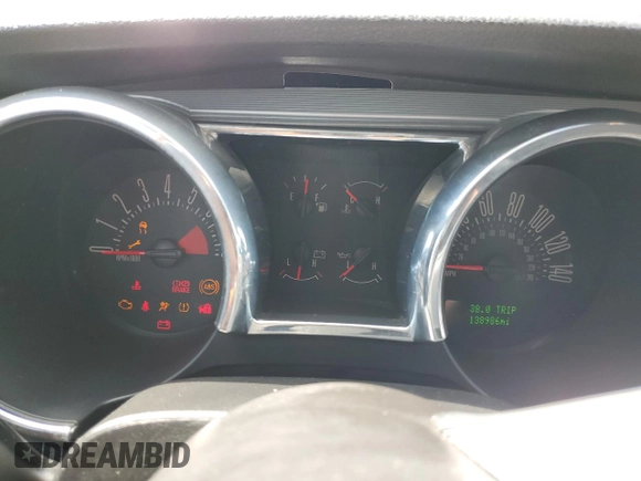 2007 Ford Mustang GT Deluxe с VIN 1ZVHT82H775301970, выставлен на аукционе Copart как лот 53345345 с пробегом 138 986 миль миль и Списание • Salvage title. История ставок и продаж доступна на DreamBid. Изображение 9.