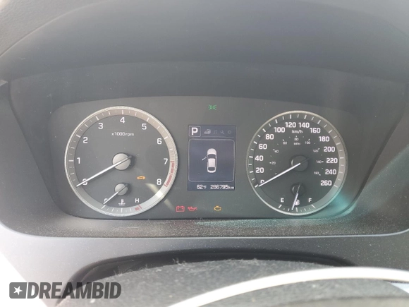 2015 Hyundai Sonata SE z VIN 5NPE24AF9FH216841, wystawiony jako Copart lot #55796585 z przebiegiem 286 795 mil mil oraz Czysty tytuł • Clean title. Historia ofert i sprzedaży dostępna na DreamBid. Obrazek 9.