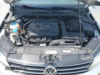 2015 Volkswagen Jetta SE with VIN 3VWD17AJ5FM284954, listed as a IAAI auction lot 42648257 with 192,230 mi miles and . Bid and sale history available at DreamBid. Image 10.