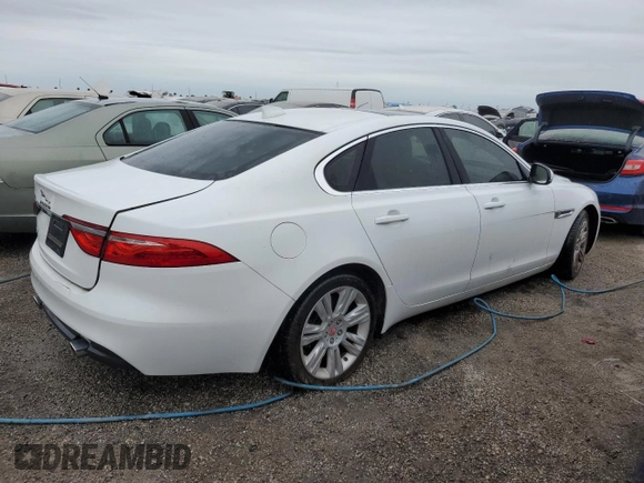 2016 Jaguar XF 35t Premium with VIN SAJBD4BV9GCY11707, listed as a Copart auction lot 48595505 with 107,192 mi miles and Non Repairable. Bid and sale history available at carsss.com. Image 3.