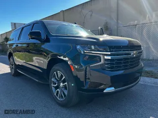 2021 Chevrolet Suburban LT with VIN 1GNSCCKD8MR416498, listed as a Copart auction lot 49164615 with 116,463 mi miles and Clean Title. Bid and sale history available at carsss.com. Image 1.