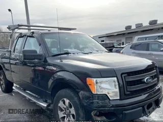 2013 Ford F-150 XL with VIN 1FTFX1EF3DFA70846, listed as a IAAI auction lot 41614387 with 138,181 mi miles. Bid and sale history available at carsss.com. Image 1.
