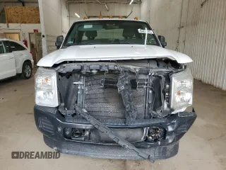 2012 Ford F-350 XL z VIN 1FT8X3B60CEA14909, wystawiony jako Copart lot #60431045 z przebiegiem 177 057 mil mil oraz Szkoda całkowita • Salvage title. Historia ofert i sprzedaży dostępna na DreamBid. Obrazek 5.