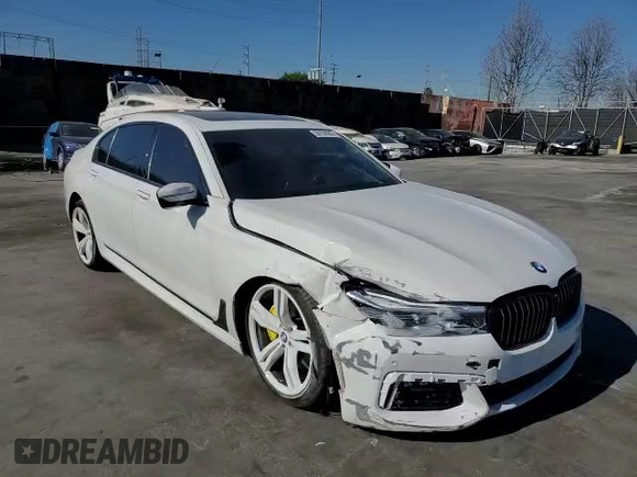 2018 BMW 7 Series 750i with VIN WBA7F0C53JGM23021, listed as a Copart auction lot 38758303 with 0 mi miles. Bid and sale history available at carsss.com. Image 11.