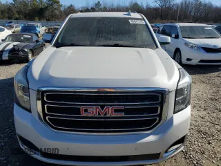 2017 GMC Yukon SLT with VIN 1GKS1BKC5HR337672, listed as a Copart auction lot 88647345 with 121,648 mi miles and Salvage Title. Bid and sale history available at carsss.com. Image 5.