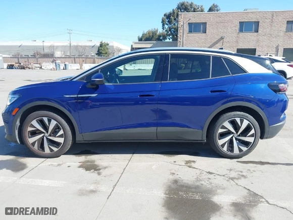 2021 Volkswagen ID.4 Pro S with VIN WVGUNPE2XMP057515, listed as a IAAI auction lot 41665322 with 22,146 mi miles. Bid and sale history available at carsss.com. Image 15.