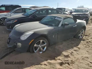 2007 Pontiac Solstice GXP z VIN 1G2MG35X77Y122388, wystawiony jako Copart lot #44040685 z przebiegiem 95 386 mil mil oraz Szkoda całkowita • Salvage title. Historia ofert i sprzedaży dostępna na DreamBid. Obrazek 1.