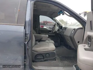2004 Ford F-150 XLT with VIN 1FTPW14584KB95073, listed as a IAAI auction lot 41815933 with 223,420 mi miles. Bid and sale history available at carsss.com. Image 5.