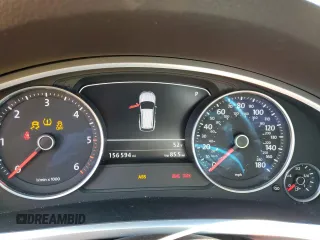 2012 Volkswagen Touareg Lux с VIN WVGEK9BP1CD008132, выставлен на аукционе Copart как лот 49501765 с пробегом 156 594 миль миль и Списание • Salvage title. История ставок и продаж доступна на DreamBid. Изображение 9.