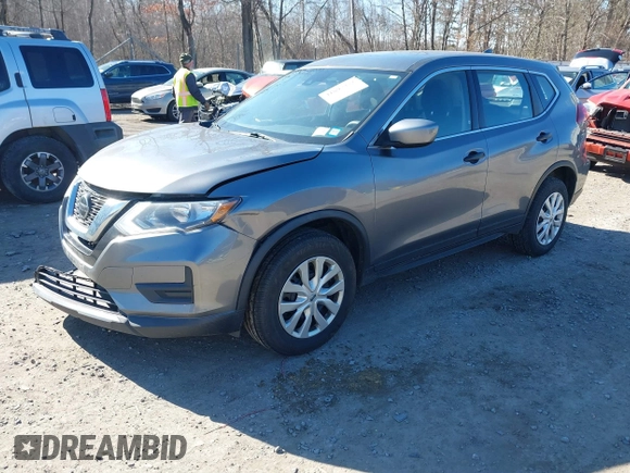 2019 Nissan Rogue SV with VIN KNMAT2MV7KP500390, listed as a IAAI auction lot 41897372 with 152,530 mi miles. Bid and sale history available at carsss.com. Image 2.