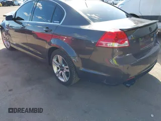 2008 Pontiac G8 with VIN 6G2ER57798L988697, listed as a IAAI auction lot 41690384 with 166,798 mi miles. Bid and sale history available at carsss.com. Image 3.