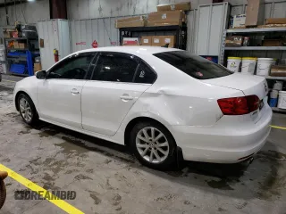 2013 Volkswagen Jetta SE with VIN 3VWDX7AJ3DM443160, listed as a Copart auction lot 55247845 with 334,107 mi miles and Salvage title. Bid and sale history available at DreamBid. Image 2.