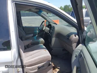 2002 Dodge Caravan Sport with VIN 2B4GP44362R699632, listed as a IAAI auction lot 42088557 with 237,844 mi miles. Bid and sale history available at carsss.com. Image 5.