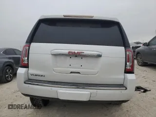 2016 GMC Yukon Denali with VIN 1GKS2CKJ8GR271098, listed as a Copart auction lot 42983315 with 109,582 mi miles and Salvage Title. Bid and sale history available at carsss.com. Image 6.