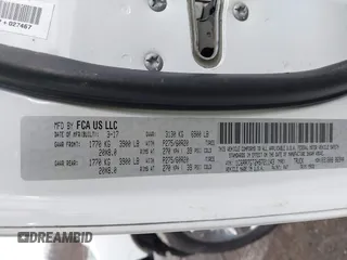 2017 Ram 1500 Big Horn z VIN 1C6RR7GT2HS721143, wystawiony jako IAAI lot #41634614 z przebiegiem 141 991 mil mil oraz . Historia ofert i sprzedaży dostępna na DreamBid. Obrazek 9.