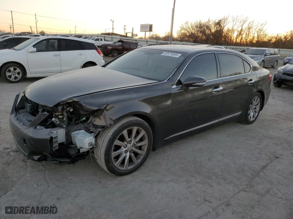 2010 Lexus LS 460 L with VIN JTHGL5EF9A5040354, listed as a Copart auction lot 82675304 with NaN miles and Salvage Title. Bid and sale history available at carsss.com. Image 1.