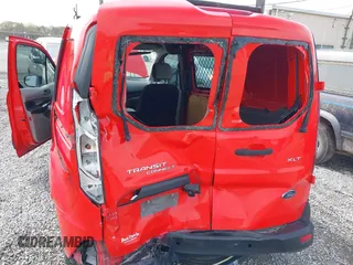 2019 Ford Transit Connect XLT z VIN NM0LS7F22K1413668, wystawiony jako IAAI lot #41865510 z przebiegiem 45 544 mil mil oraz . Historia ofert i sprzedaży dostępna na DreamBid. Obrazek 6.