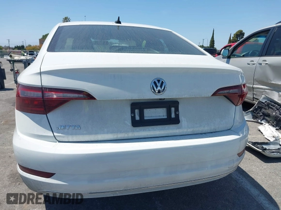 2021 Volkswagen Jetta S z VIN 3VWC57BU4MM037088, wystawiony jako IAAI lot #42087111 z przebiegiem 82 728 mil mil oraz . Historia ofert i sprzedaży dostępna na DreamBid. Obrazek 16.