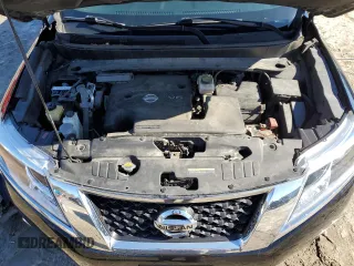 2013 Nissan Pathfinder S with VIN 5N1AR2MM8DC652237, listed as a Copart auction lot 44797235 with 136,219 mi miles and Clean Title. Bid and sale history available at carsss.com. Image 12.