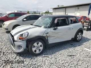 2017 MINI Hardtop Cooper with VIN WMWXP5C50H3B15691, listed as a Copart auction lot 50373715 with 25,447 mi miles and Salvage Title. Bid and sale history available at DreamBid. Image 1.