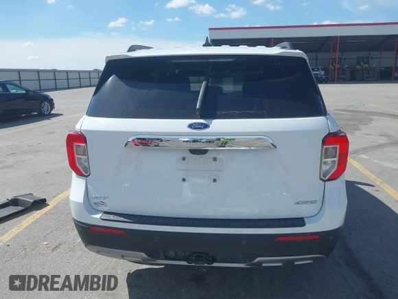 2022 Ford Explorer XLT с VIN 1FMSK8DHXNGA26620, выставлен на аукционе IAAI как лот 42335724 с пробегом 86 865 миль миль и . История ставок и продаж доступна на DreamBid. Изображение 16.