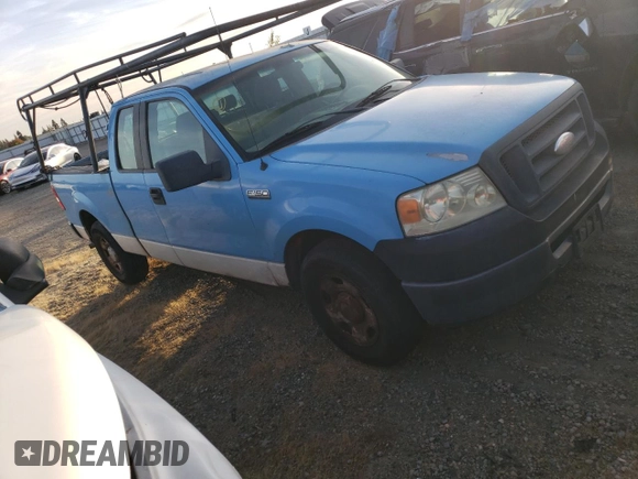 2007 Ford F-150 XLT with VIN 1FTPX12577KB38819, listed as a Copart auction lot 74726934 with 313,485 mi miles and Salvage Title. Bid and sale history available at carsss.com. Image 4.