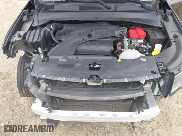 2019 Jeep Compass Latitude with VIN 3C4NJDBB8KT748588, listed as a IAAI auction lot 42224482 with 70,810 mi miles and . Bid and sale history available at DreamBid. Image 10.