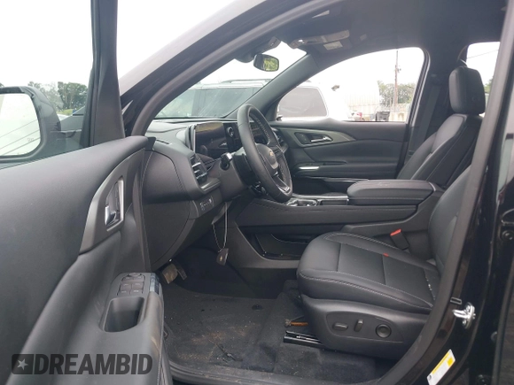 2025 Chevrolet Traverse AWD LT with VIN 1GNEVGRS7SJ256449, listed as a IAAI auction lot 42645537 with 3,205 mi miles and . Bid and sale history available at DreamBid. Image 5.