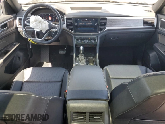 2023 Volkswagen Atlas SE z VIN 1V2JE2CAXPC216712, wystawiony jako Copart lot #58608325 z przebiegiem 22 649 mil mil oraz Szkoda całkowita • Salvage title. Historia ofert i sprzedaży dostępna na DreamBid. Obrazek 8.