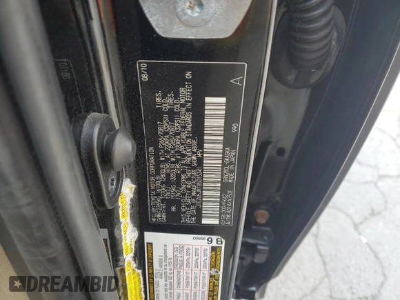 2011 Toyota 4Runner SR5 with VIN JTEZU5JR1B5015341, listed as a Copart auction lot 63590305 with 192,795 mi miles and Salvage title. Bid and sale history available at DreamBid. Image 13.
