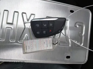2023 Chevrolet Suburban Premier z VIN 1GNSCFKD8PR362870, wystawiony jako IAAI lot #42148476 z przebiegiem 54 983 mil mil oraz . Historia ofert i sprzedaży dostępna na DreamBid. Obrazek 11.