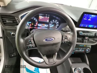 2020 Ford Escape SE with VIN 1FMCU9G63LUB84469, listed as a IAAI auction lot 42547664 with 58,786 mi miles and . Bid and sale history available at DreamBid. Image 19.