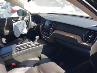 2019 Volvo XC60 Inscription with VIN LYV102RL5KB298774, listed as a IAAI auction lot 41910122 with 86,132 mi miles and . Bid and sale history available at DreamBid. Image 5.