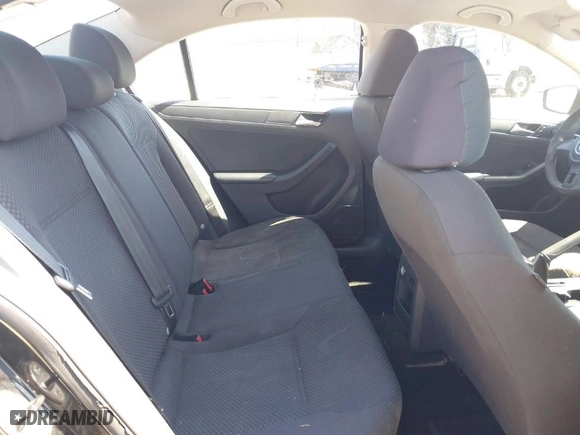 2014 Volkswagen Jetta Sedan S with VIN 3VW2K7AJ6EM439921, listed as a IAAI auction lot 41950102 with 140,023 mi miles. Bid and sale history available at carsss.com. Image 8.