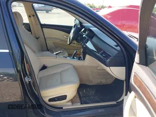 2008 BMW 5 Series 528i with VIN WBANU53548CT17074, listed as a IAAI auction lot 39244408 with 85,906 mi miles and . Bid and sale history available at carsss.com. Image 5.