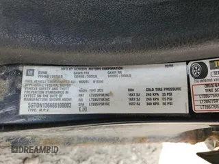 2006 Hummer H3 with VIN 5GTDN136668100003, listed as a Copart auction lot 54823165 with 196,627 mi miles and Clean Title. Bid and sale history available at carsss.com. Image 12.