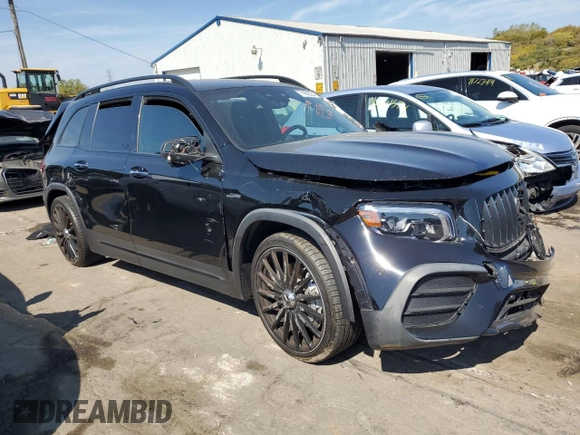 2021 Mercedes-Benz GLB with VIN W1N4M5BBXMW146290, listed as a Copart auction lot 71862324 with 38,637 mi miles and Salvage Title. Bid and sale history available at carsss.com. Image 4.