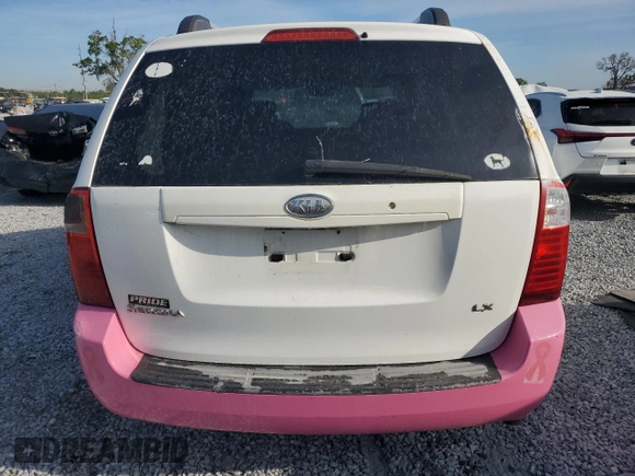 2008 Kia Sedona LX with VIN KNDMB233086257536, listed as a Copart auction lot 50345875 with 121,930 mi miles and Salvage Title. Bid and sale history available at carsss.com. Image 6.