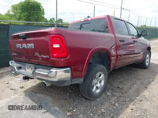 2025 Ram 1500 Big Horn with VIN 1C6SRFFP0SN583236, listed as a IAAI auction lot 42109324 with 18,621 mi miles. Bid and sale history available at carsss.com. Image 4.