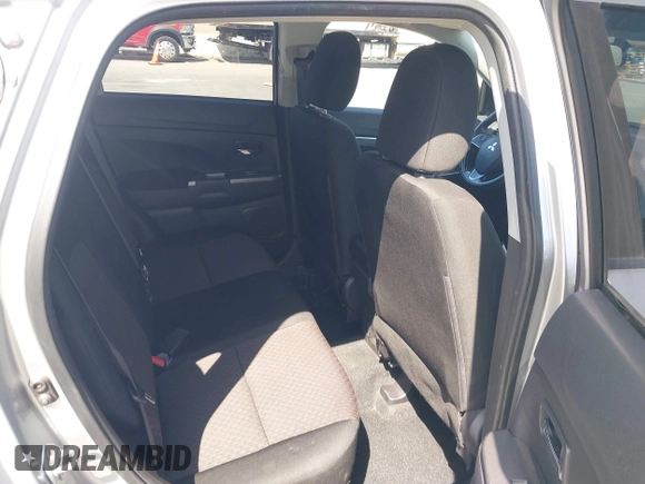 2019 Mitsubishi Outlander SE with VIN JA4AP4AU3KU021343, listed as a IAAI auction lot 42496332 with 59,566 mi miles and . Bid and sale history available at DreamBid. Image 8.
