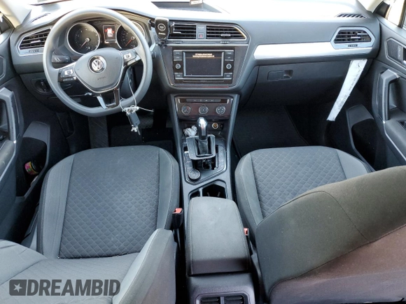 2020 Volkswagen Tiguan S z VIN 3VV0B7AXXLM102942, wystawiony jako Copart lot #79536254 z przebiegiem 53 069 mil mil oraz Szkoda całkowita • Salvage title. Historia ofert i sprzedaży dostępna na DreamBid. Obrazek 8.